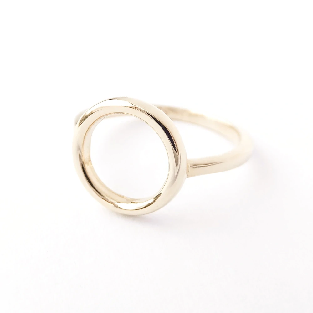 Zlatý lesklý prsten, Au 14K 585/1000, váha 2,28 g