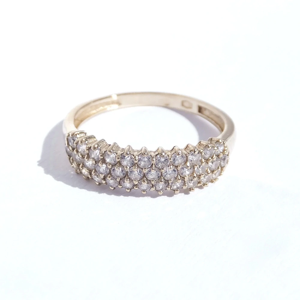 Zlatý prsten, Au 14K 585/1000, váha 1,48 g, použité zlato