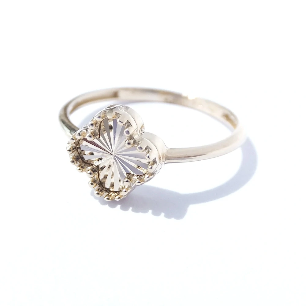 Zlatý prsten, Au 14K 585/1000, váha 1,63 g