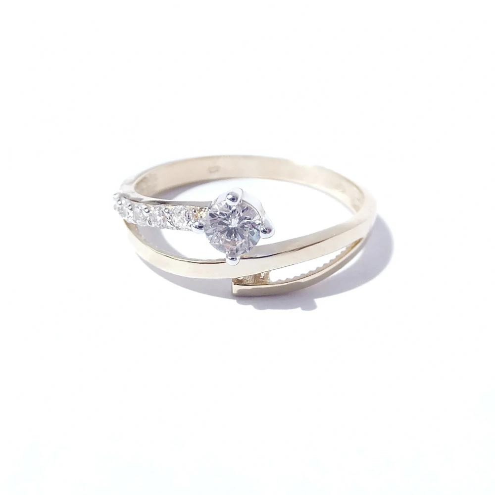 Zlatý prsten, Au 14K 585/1000, váha 1,80 g