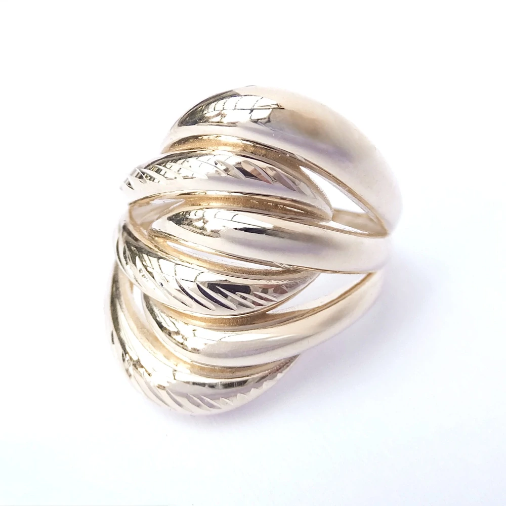 Zlatý prsten, Au 14K 585/1000, váha 3,06 g