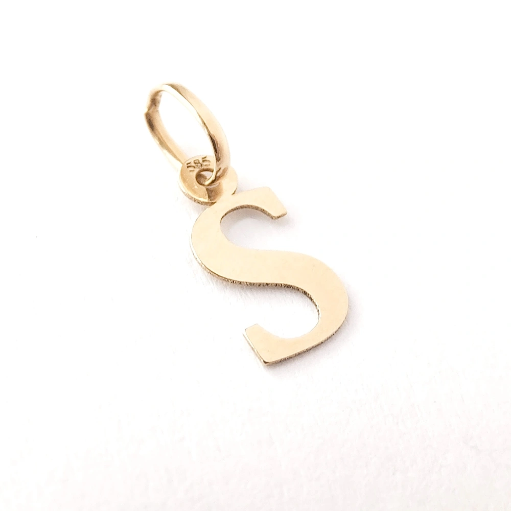Zlatý přívěsek písmeno S, Au 14K 585/1000, váha 0,22 g
