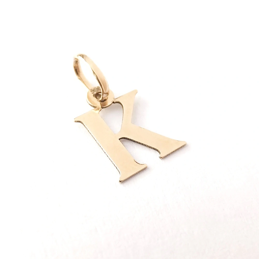 Zlatý přívěsek písmeno K, Au 14K 585/1000, váha 0,24 g