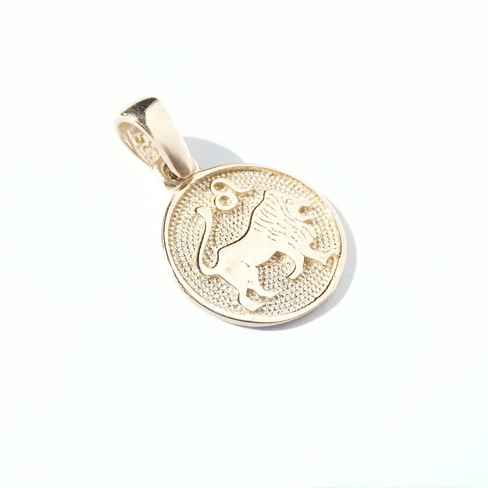 Zlatý přívěsek znamení Lev, Au 14K 585/1000, váha 0,94 g