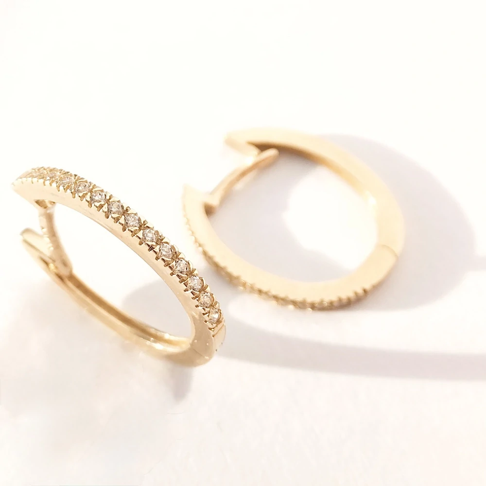 Zlaté náušnice, Au 14K 585/1000, váha 2,08 g