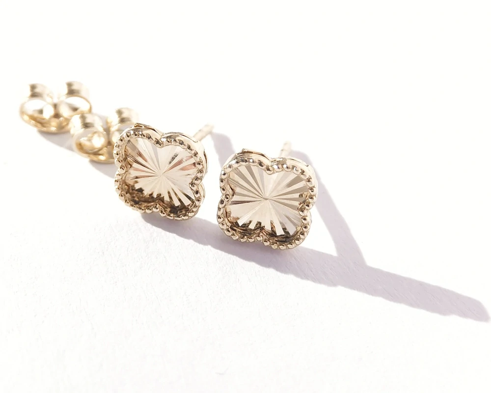 Zlaté náušnice čtyřlístky, Au 14K 585/1000, váha 1,21 g