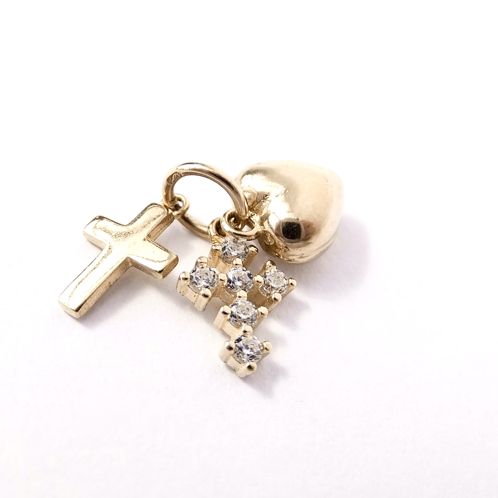 Zlatý přívěsek, Au 14K 585/1000, váha 0,94 g