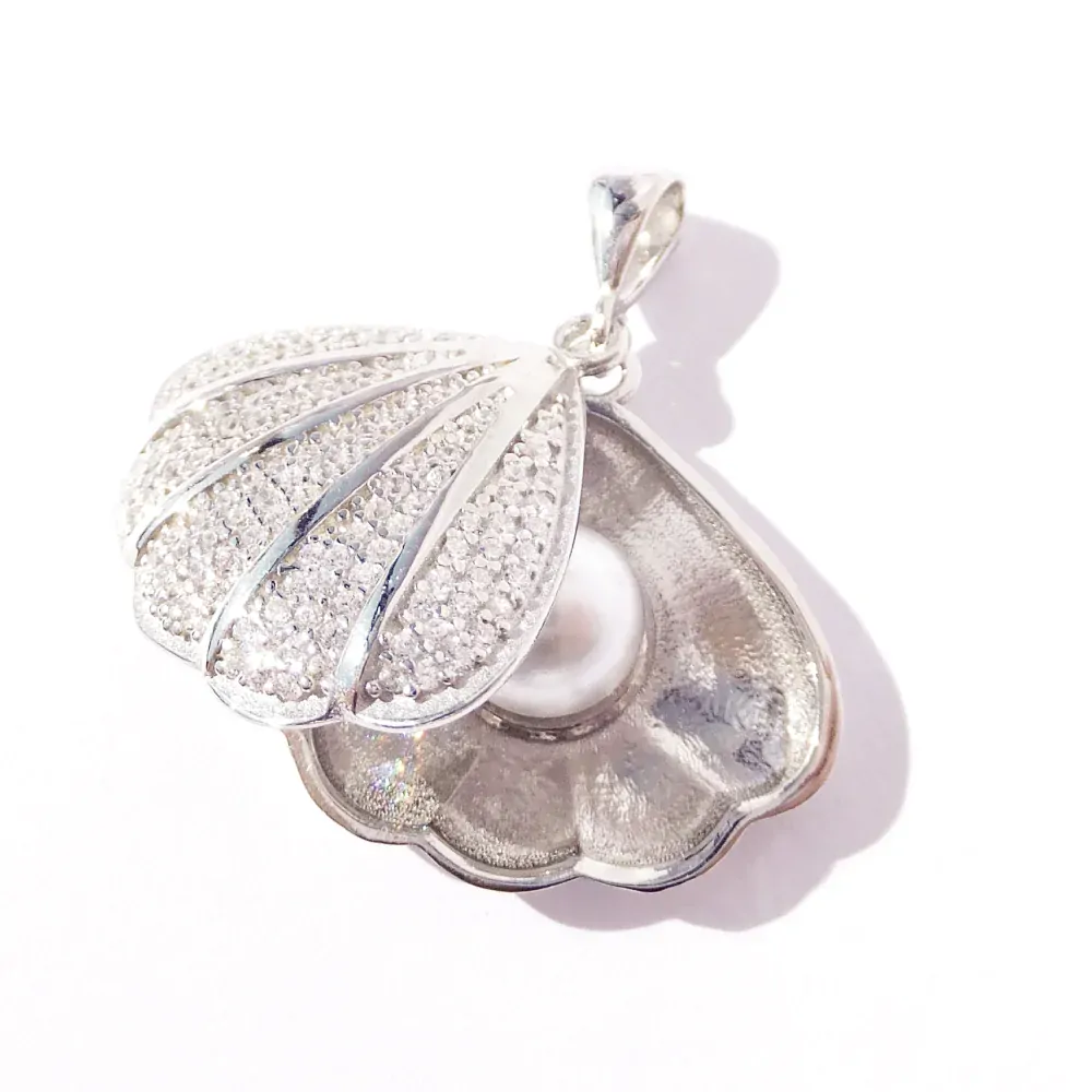 Stříbrný přívěsek mušle, Ag 925/1000, váha 6,48 g