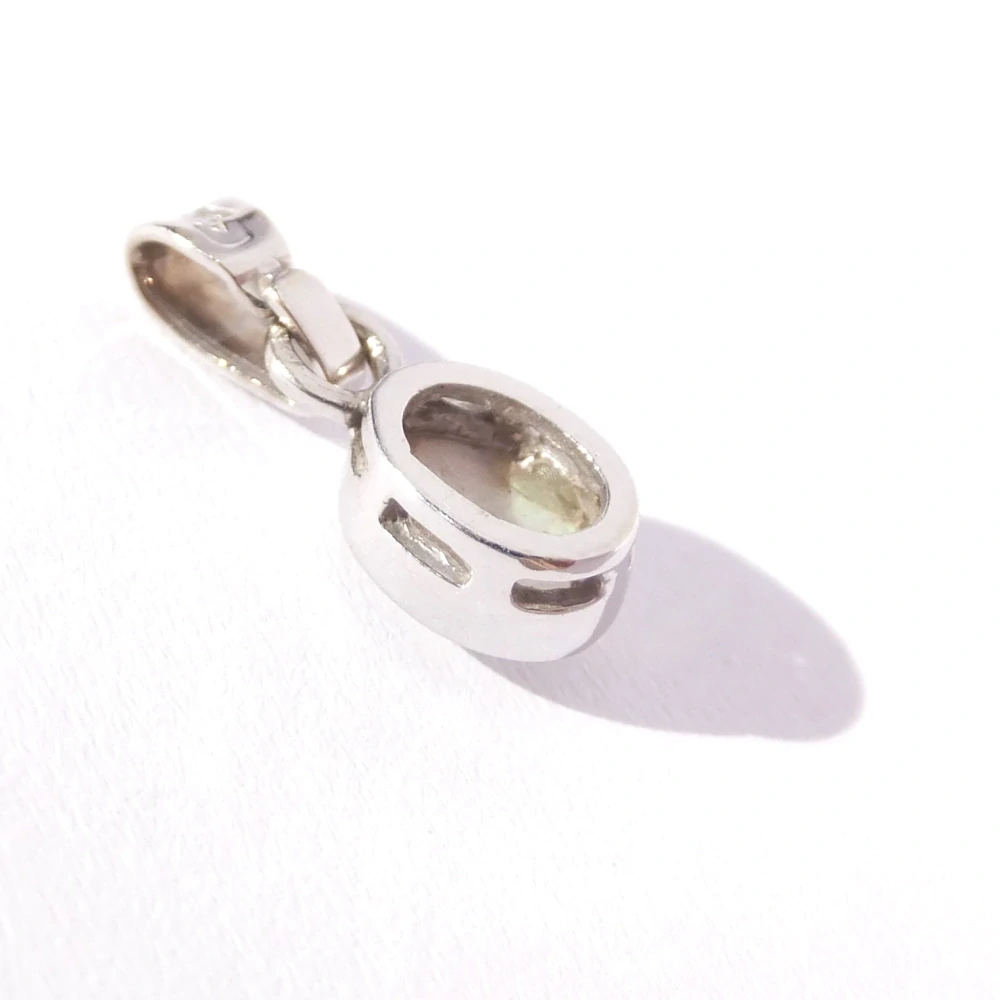 Zlatý přívěsek, Au 14K 585/1000, váha 0,72 g, použité zlato