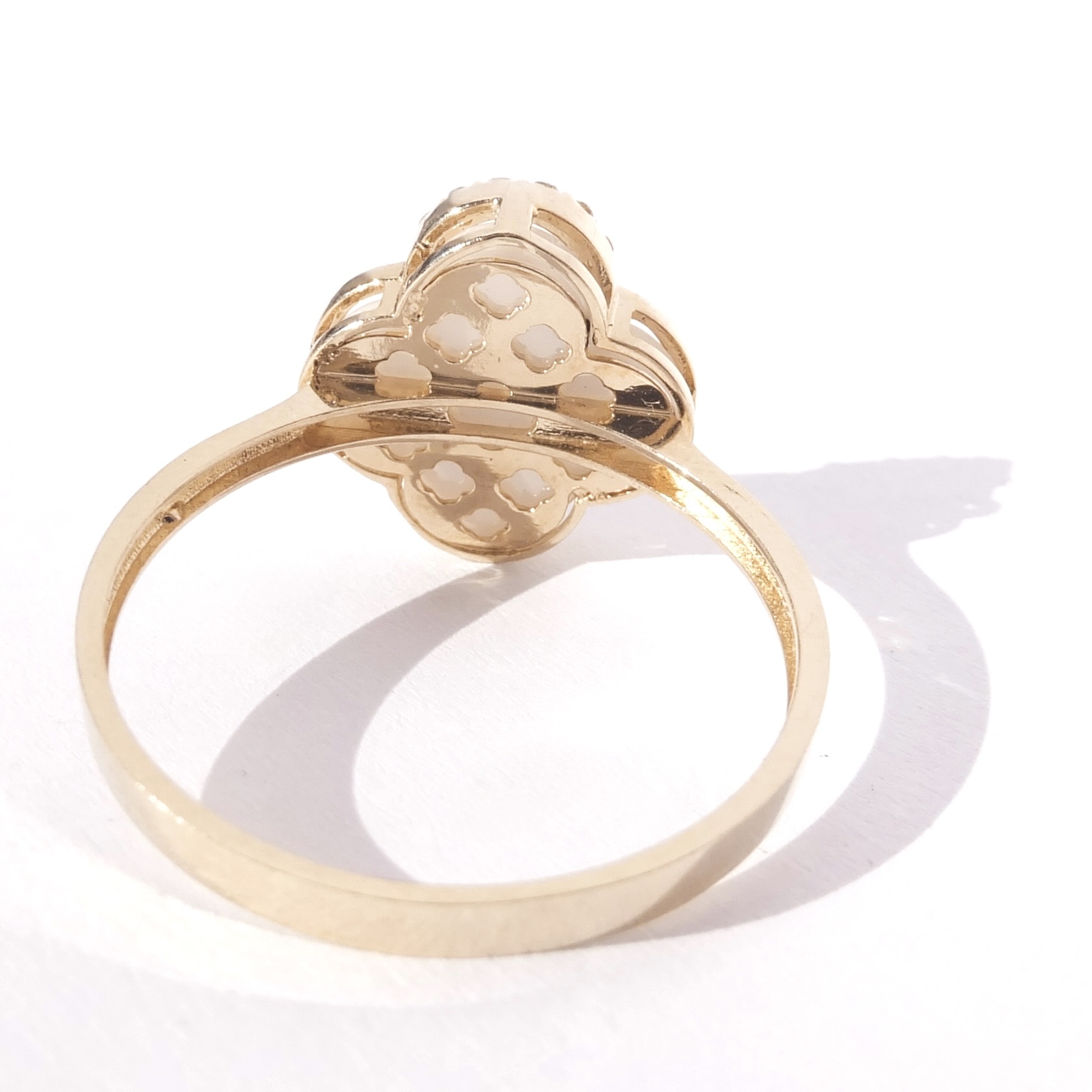 Zlatý prsten, Au 14K 585/1000, váha 2,92 g