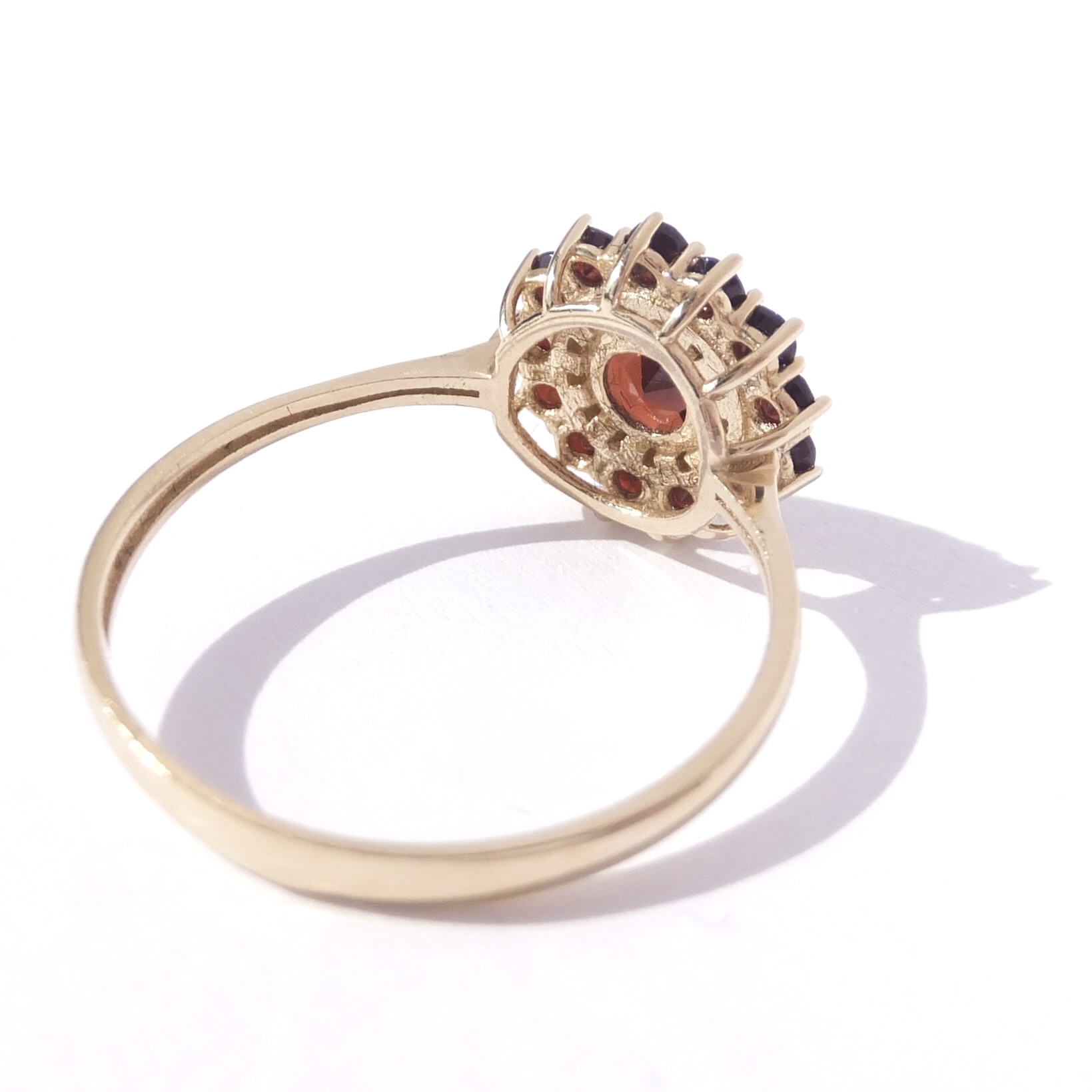 Zlatý prsten, Au 14K 585/1000, váha 2,15 g