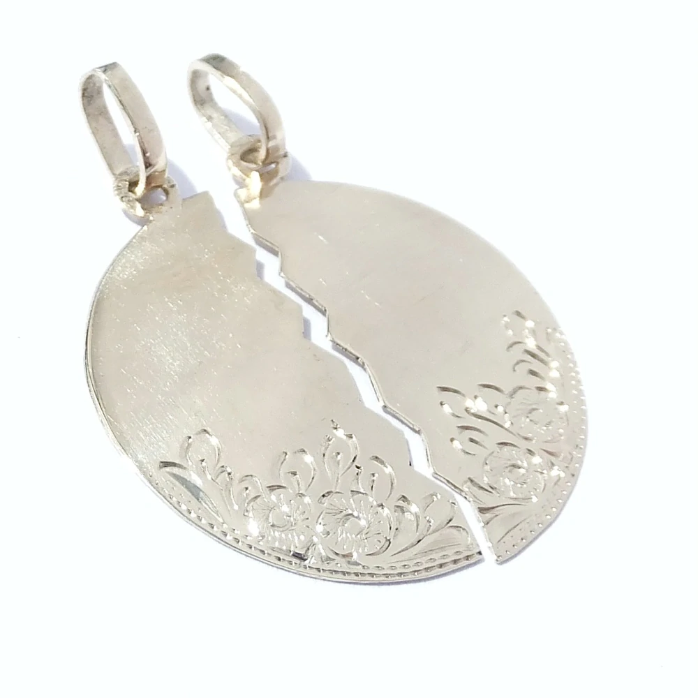 Zlatý lesklý přívěsek, Au 14K 585/1000, váha 1,16 g, použité zlato