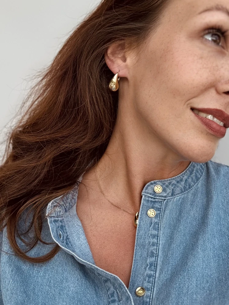 Zlaté náušnice, Au 14K 585/1000, váha 4,40 g