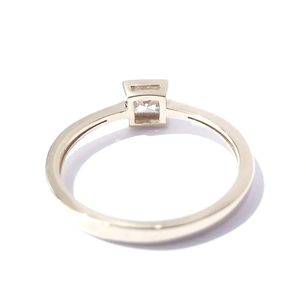 Zlatý prsten, Au 14K 585/1000, váha 1,91 g