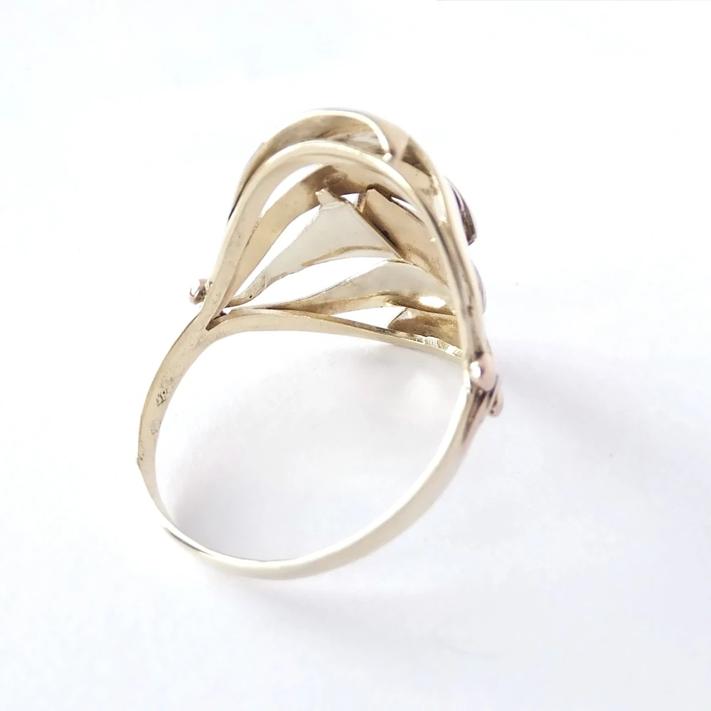 Zlatý lesklý prsten, Au 14K 585/1000, váha 4,63 g, použité zlato