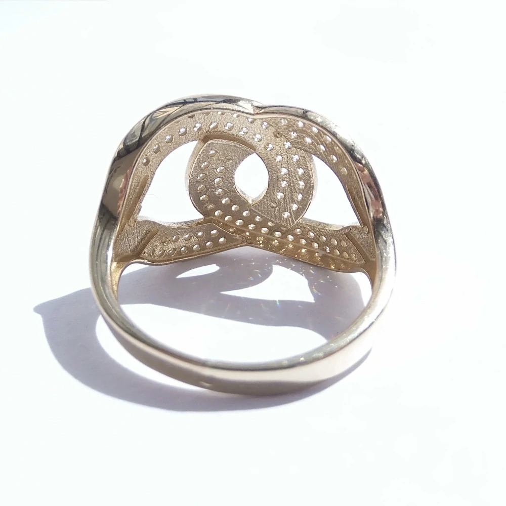 Zlatý prsten, Au 14K 585/1000, váha 3,85 g