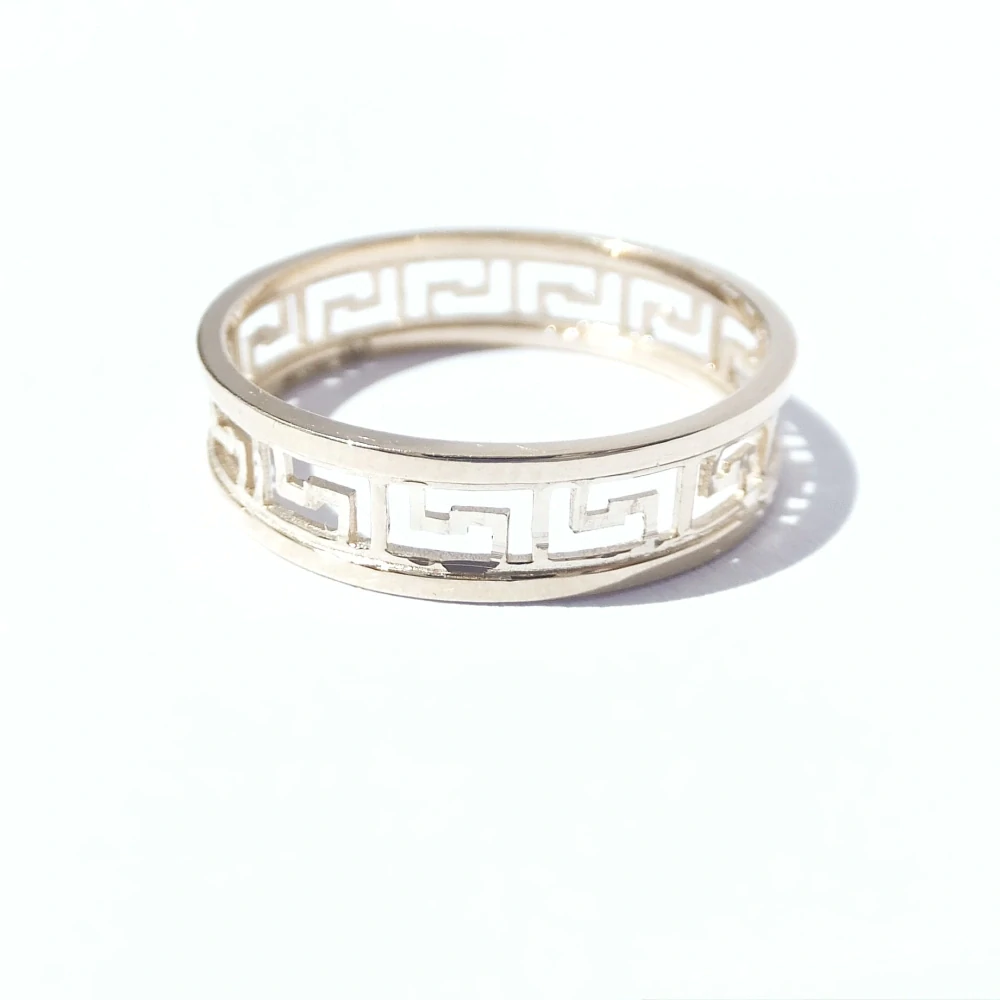 Zlatý prsten, Au 14K 585/1000, váha 2,21 g