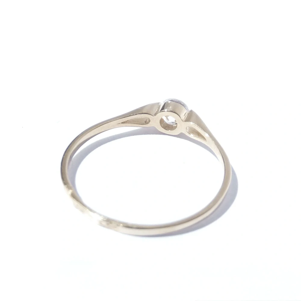 Zlatý prsten, Au 14K 585/1000, váha 1,09 g