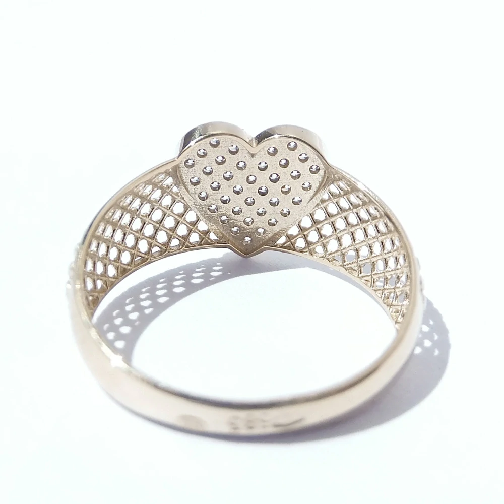 Zlatý prsten, Au 14K 585/1000, váha 1,78 g
