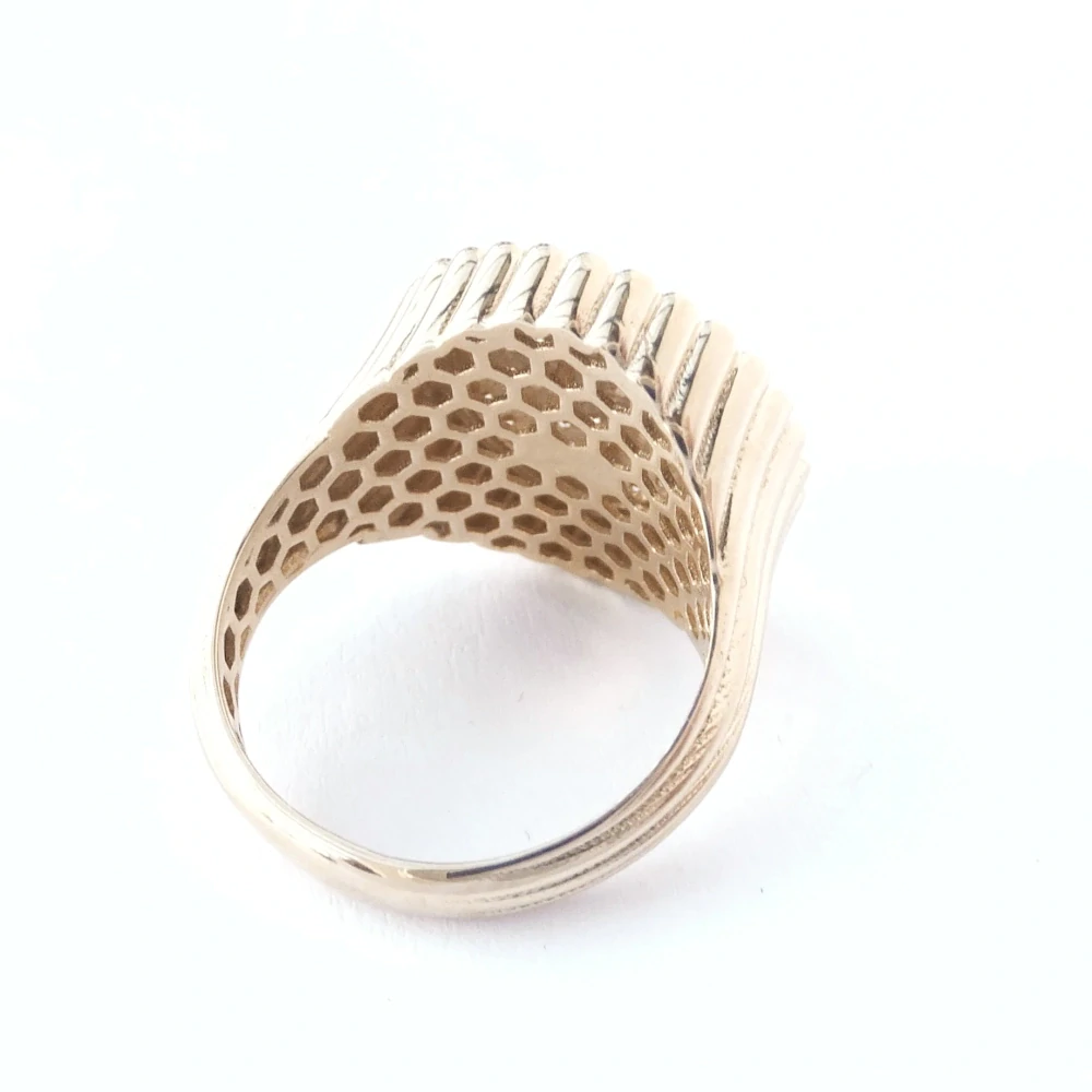 Zlatý prsten, Au 14K 585/1000, váha 5,87 g, použité zlato