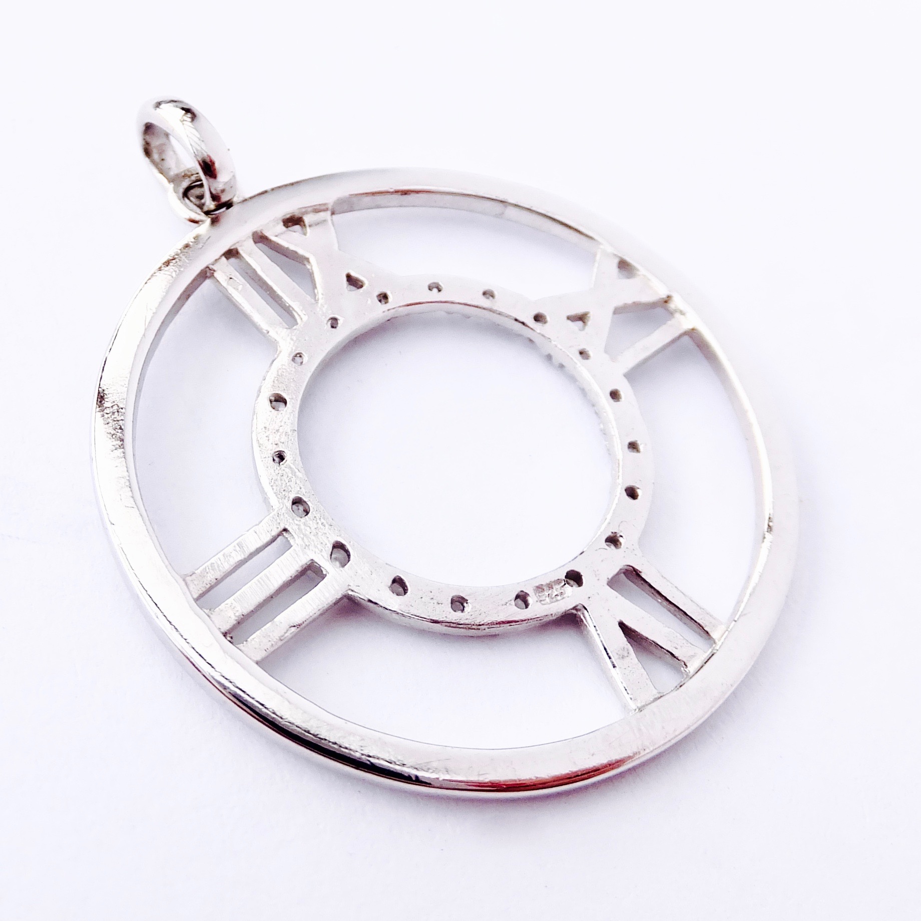 Stříbrný přívěšek hodiny, Ag 925/1000, váha 4,75 g