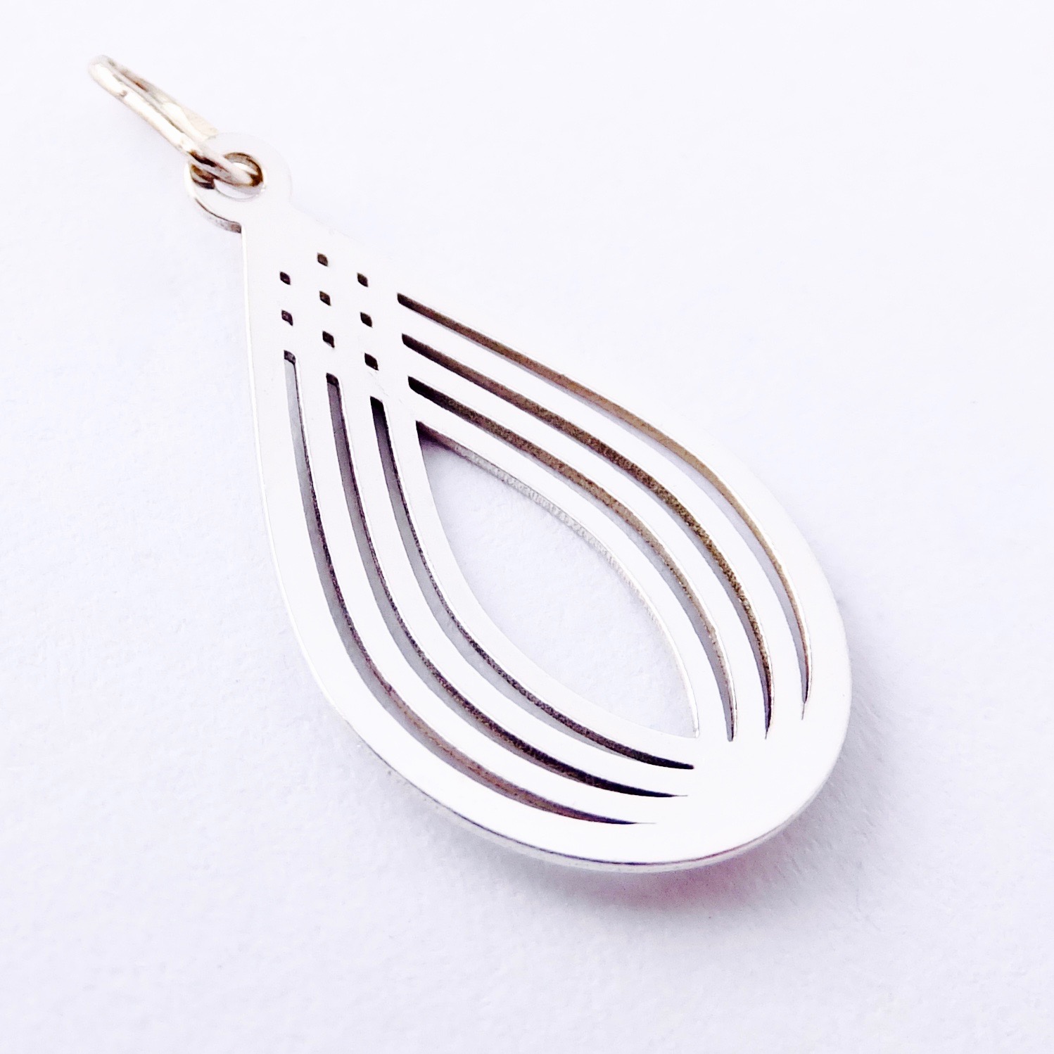 Stříbrný přívěšek, Ag 925/1000, váha 0,60 g