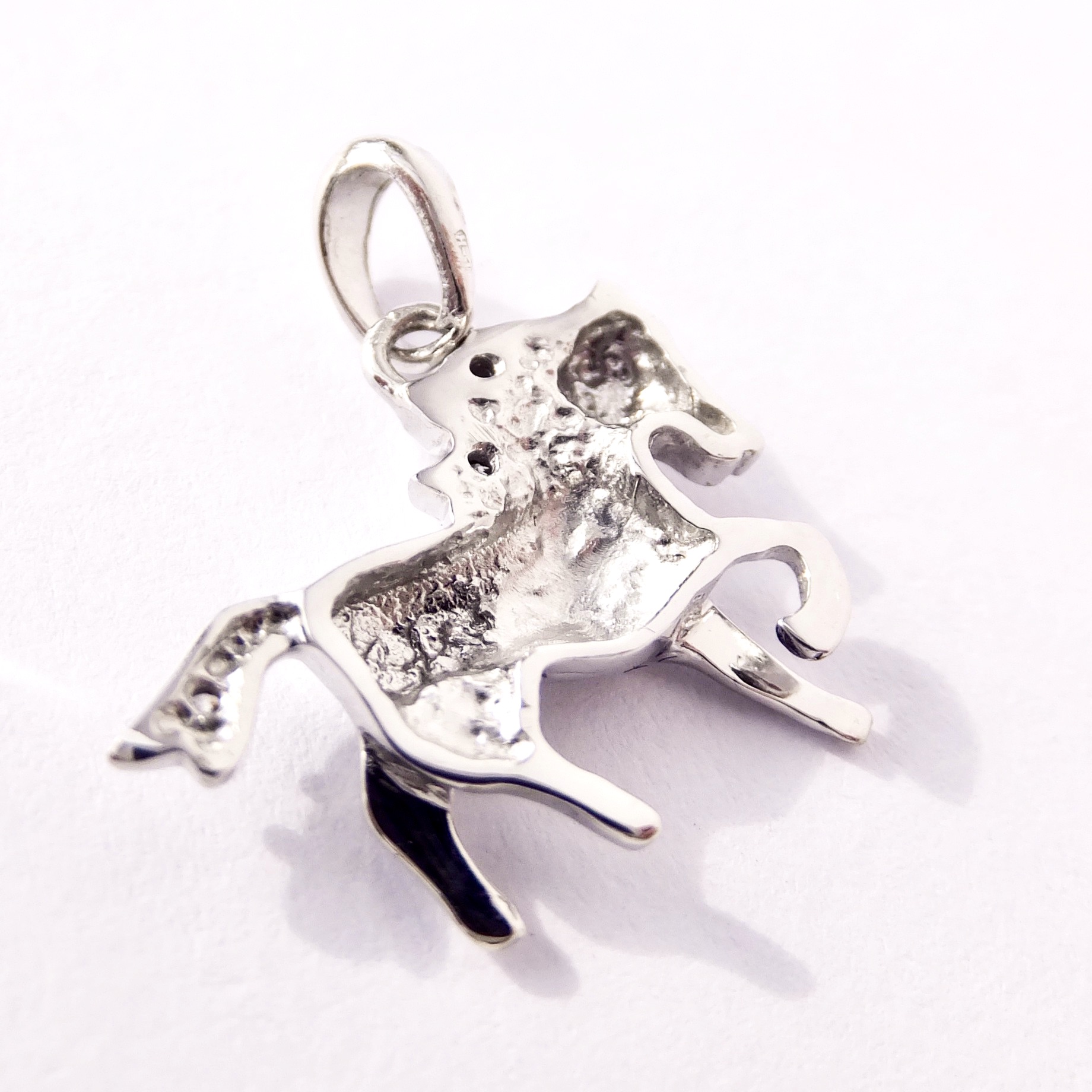 Zlatý přívěsek, bílé zlato, Au 14K 585/1000, váha 1,52 g