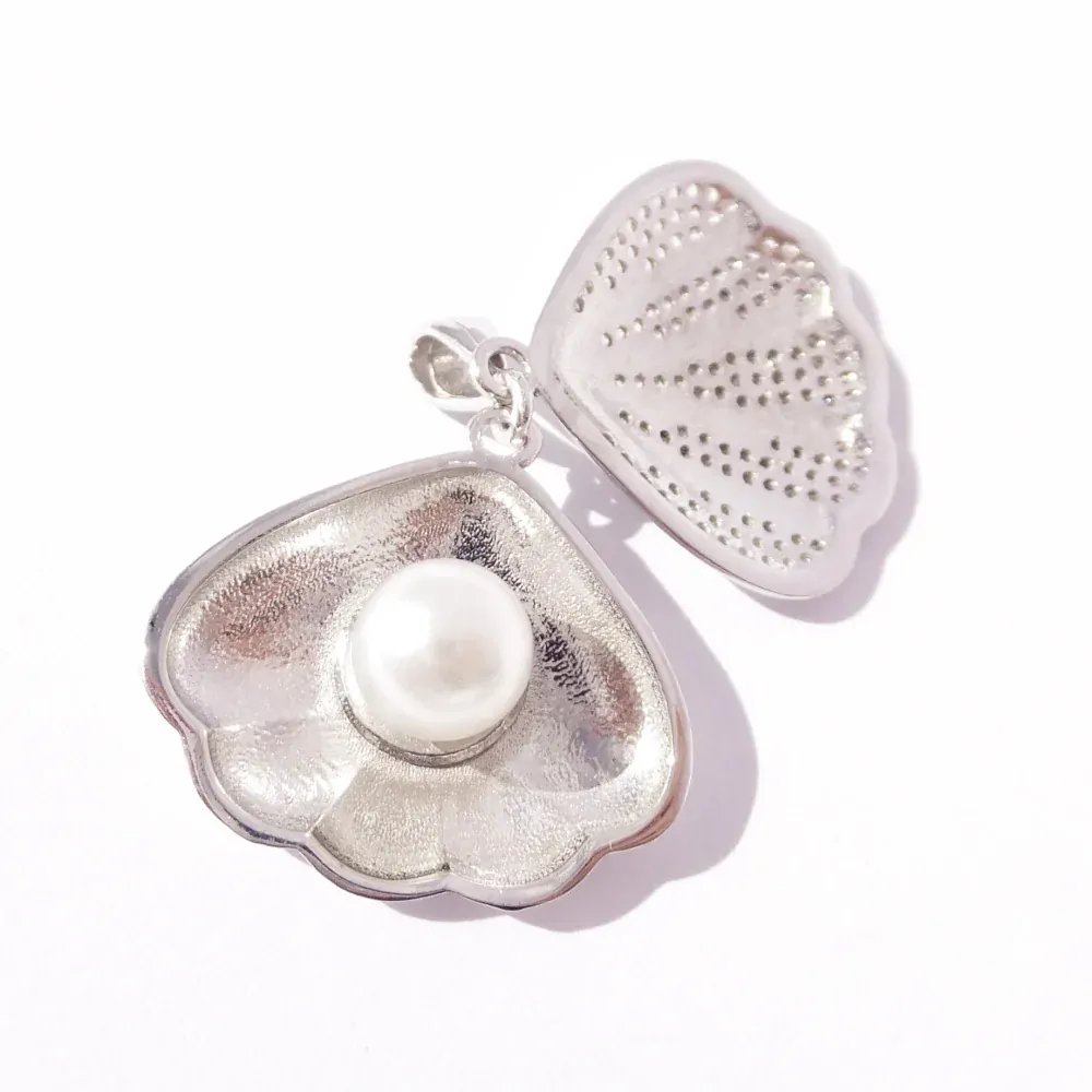 Stříbrný přívěsek mušle, Ag 925/1000, váha 6,48 g
