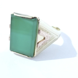 Zlatý prsten, Au 14K 585/1000, váha 5,57 g, použité zlato