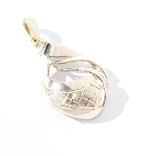 Zlatý lesklý přívěsek, Au 14K 585/1000, váha 2,58 g, použité zlato