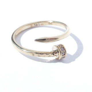 Zlatý prsten, Au 14K 585/1000, váha 2,24 g