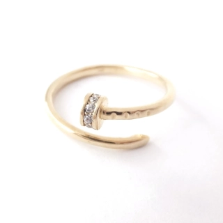 Zlatý prsten, Au 14K 585/1000, váha 2,28 g