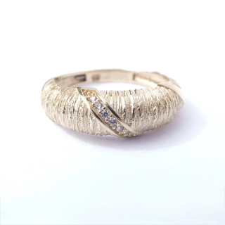 Zlatý prsten, Au 14K 585/1000, váha 1,69 g