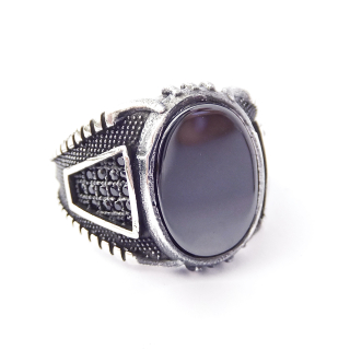 Stříbrný prsten, Ag 925/1000, váha 8,12 g