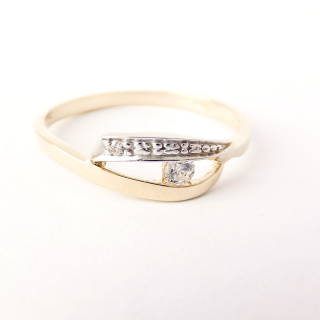 Zlatý lesklý prsten, Au 14K 585/1000, váha 2,52 g