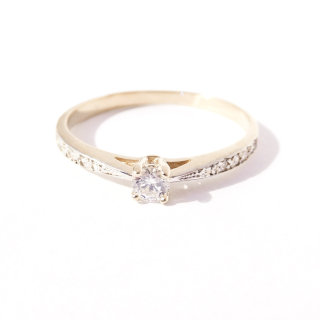 Zlatý prsten, Au 14K 585/1000, váha 1,38 g