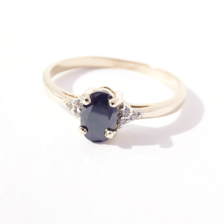 Zlatý prsten, Au 14K 585/1000, váha 1,98 g